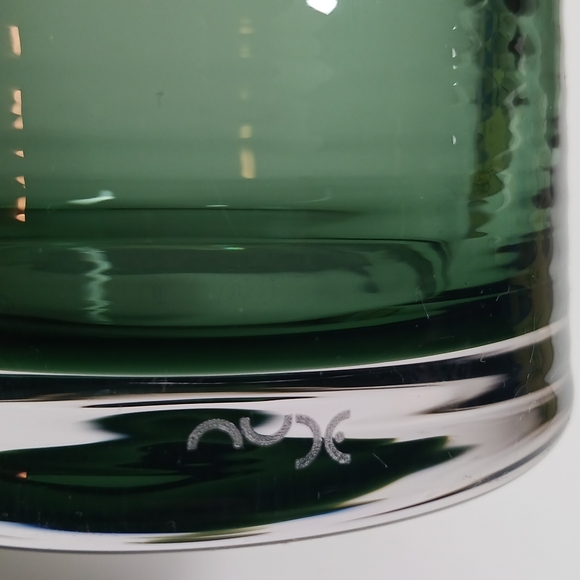 Nude Glass Poem Water Bottle - Picture 3 of 7